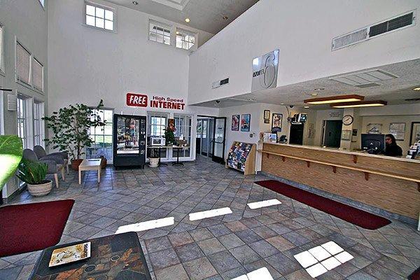 Motel 6 ヘメット エクステリア 写真