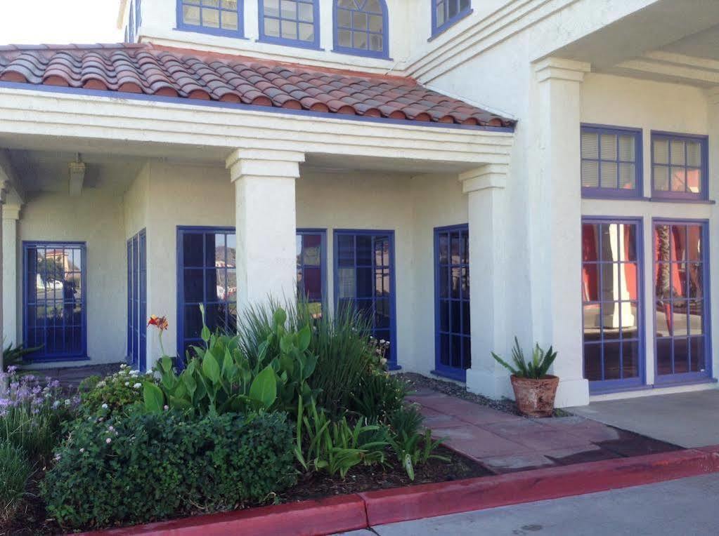 Motel 6 ヘメット エクステリア 写真